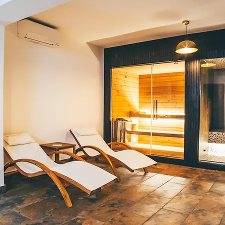 Oda ve Kahvaltı Eksotika Oliveri