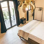 Eksotika Bed and Breakfast