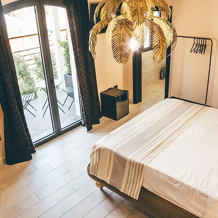 Eksotika Bed and Breakfast