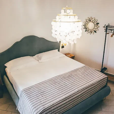 Eksotika Bed and Breakfast